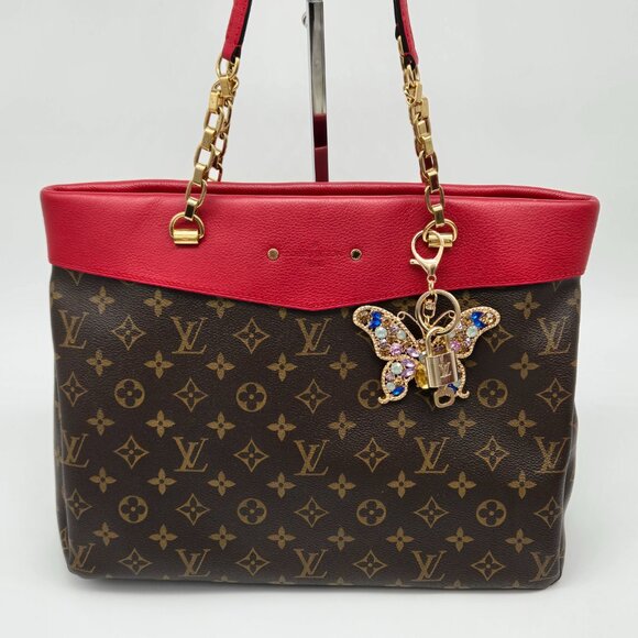 Authentic Louis Vuitton Lock & Key with unbranded Bagcharm, Keycharm, Keychain - Picture 9 of 9